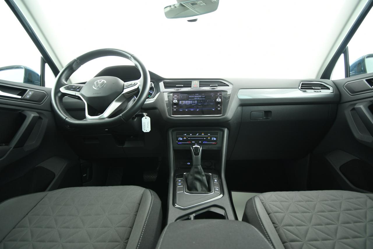 VOLKSWAGEN Tiguan 2.0 tdi Life 150cv dsg ACC+LED+C17"