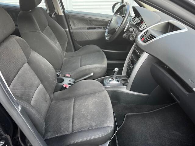 Peugeot 207 1.4 XS 88CV **CAMBIO AUTOMATICO**