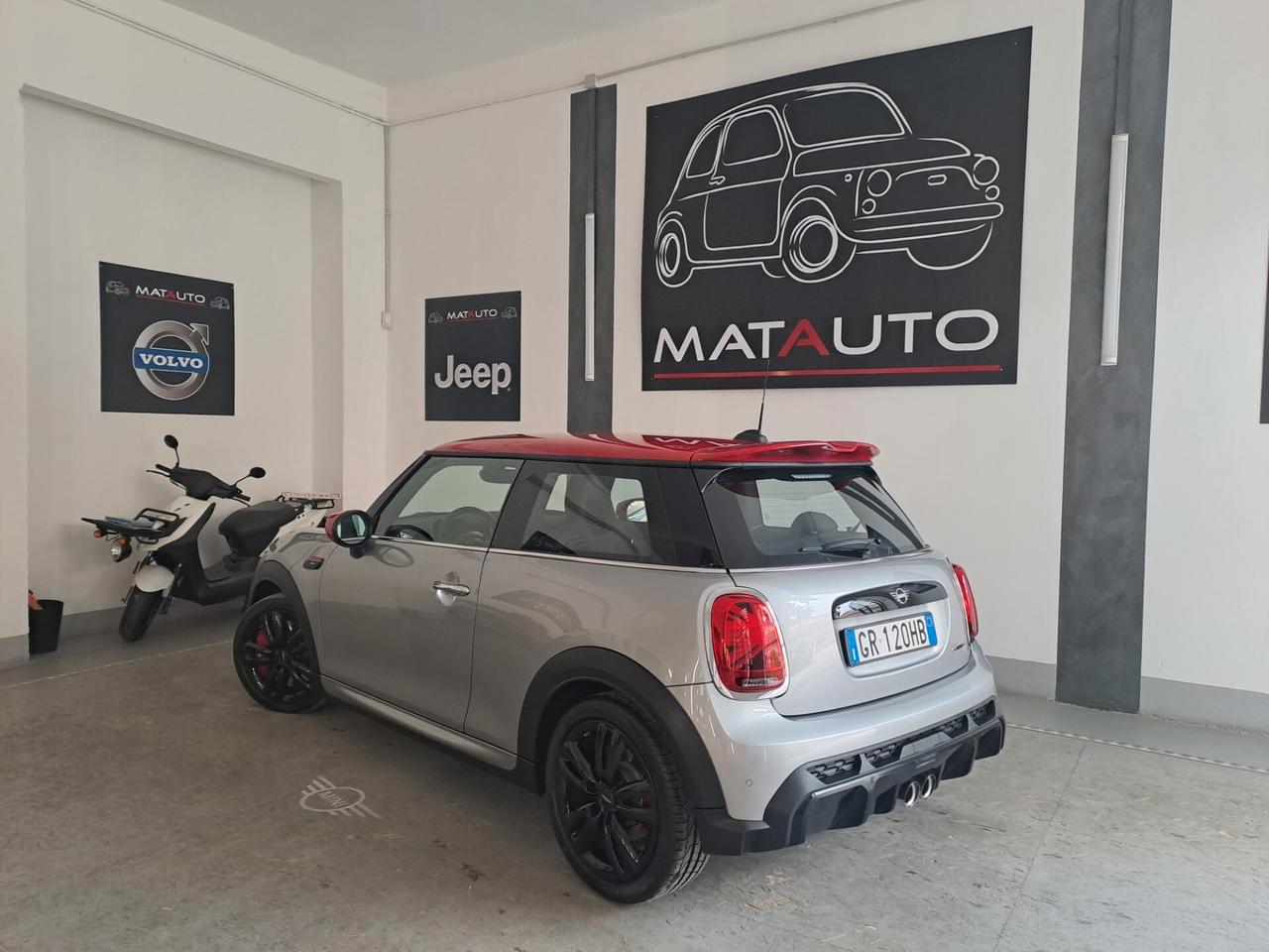 Mini John Cooper Works Coupe JOHN COOPER WORKS