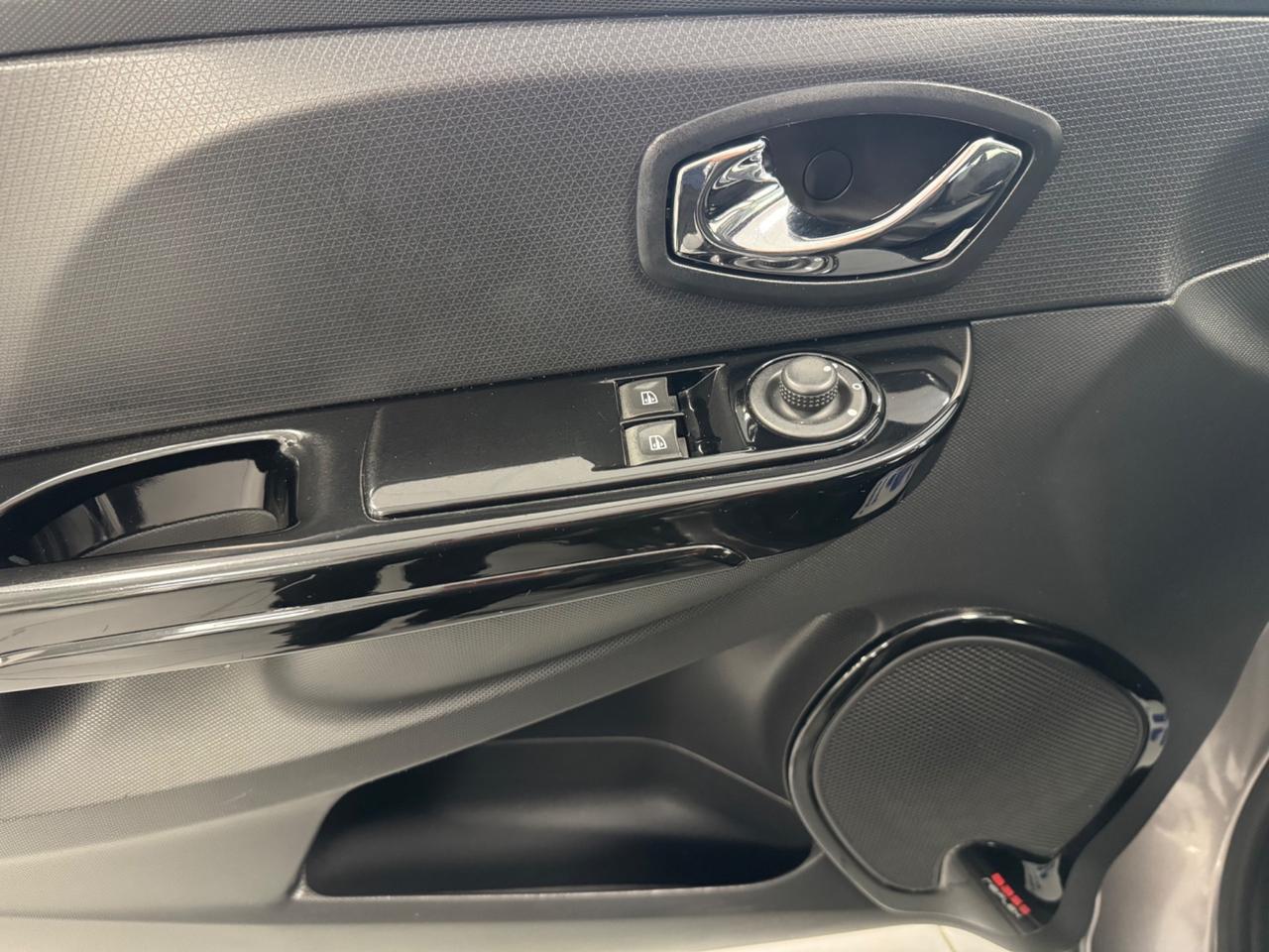 Renault Clio 0.9 TCe 12V 90CV Start&Stop 5 porte Energy