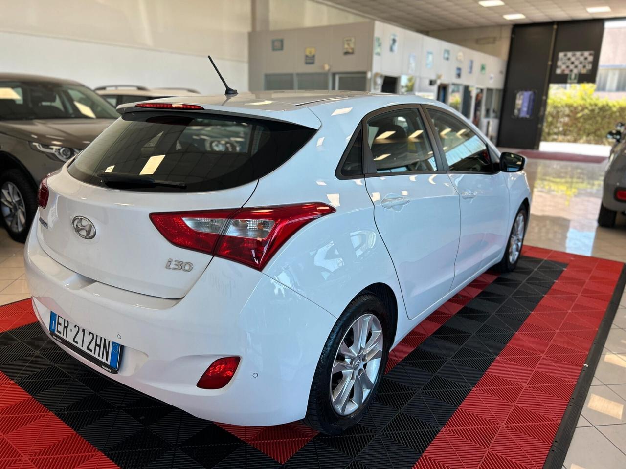Hyundai i30 1.4 5p. Comfort