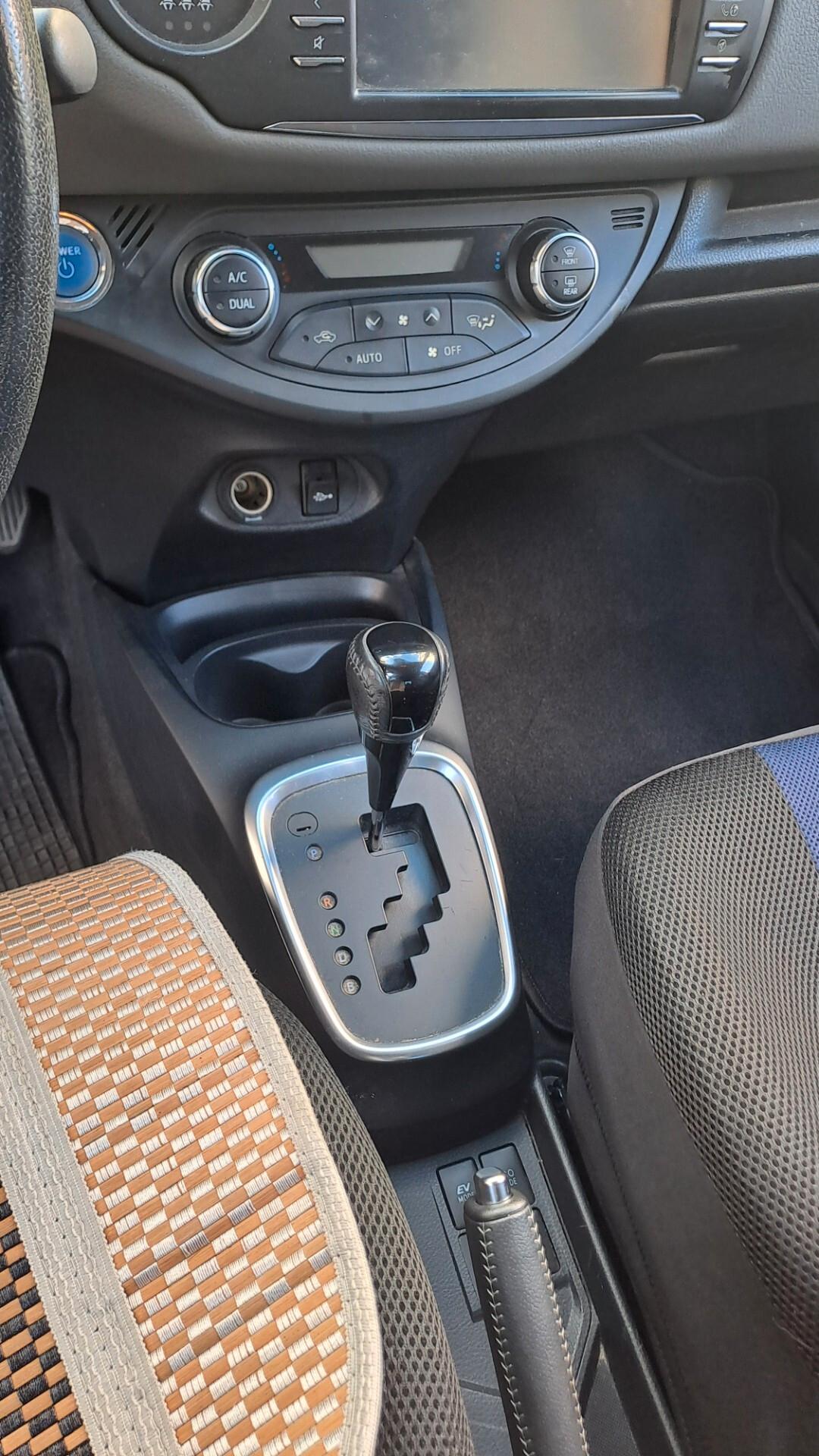 Toyota Yaris 1.5 Hybrid 73CV PERFETTA ANCHE PER NEOPATENTATI Automatica