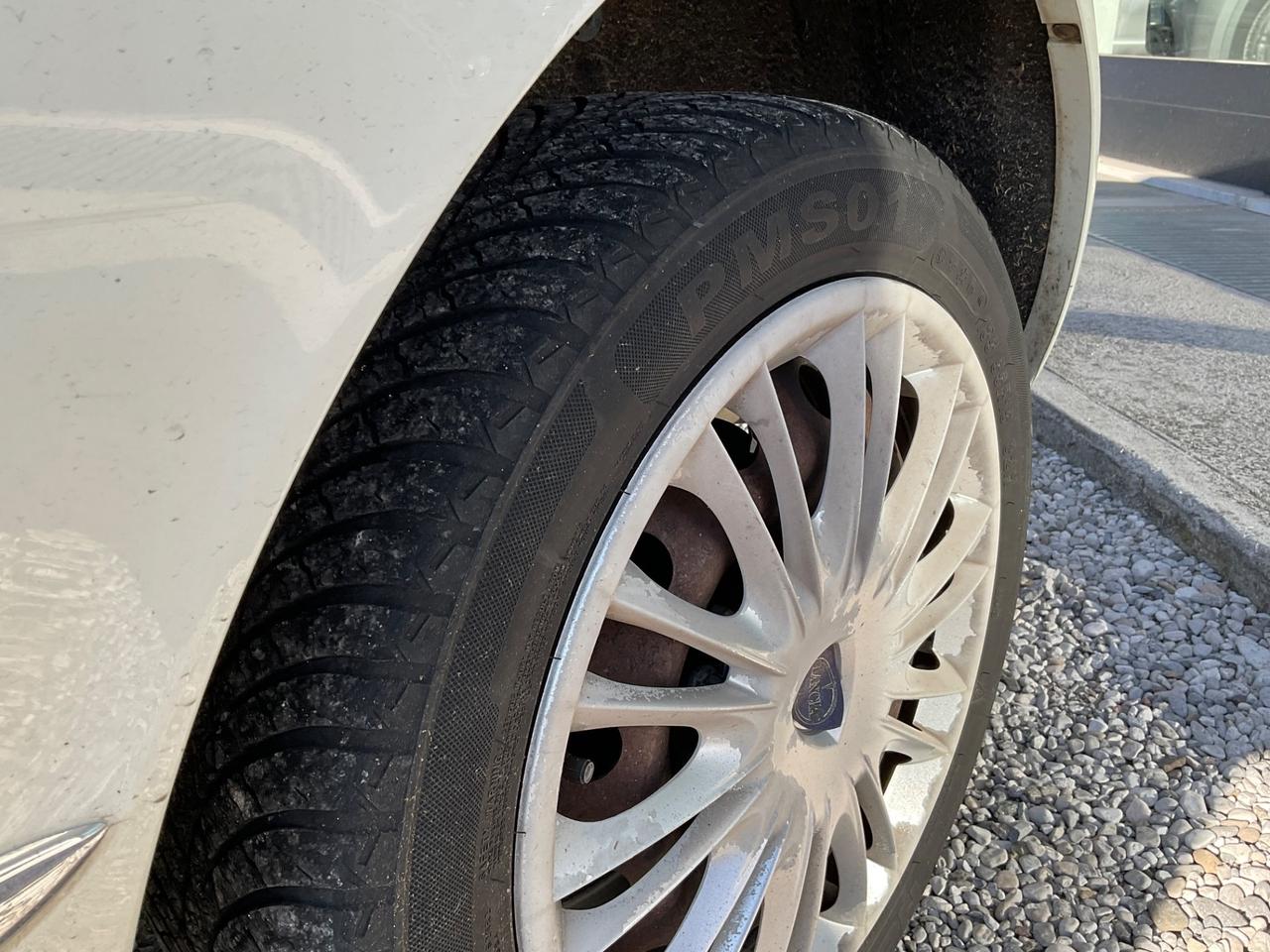 Lancia Ypsilon 1.2 69 CV Diva