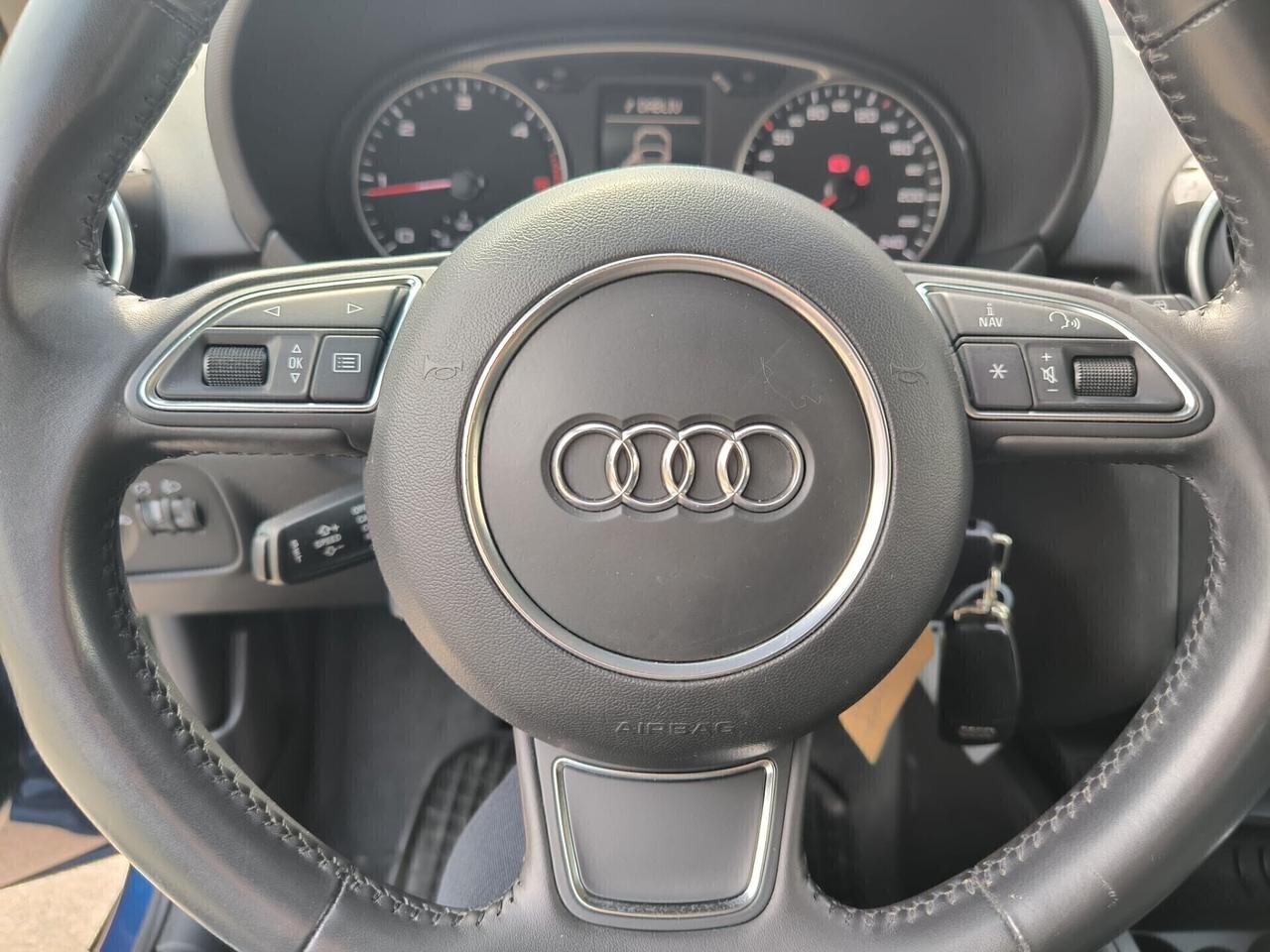 Audi A1 Ambition 1.6 Tdi Diesel 90cv 2013 FULL Euro5