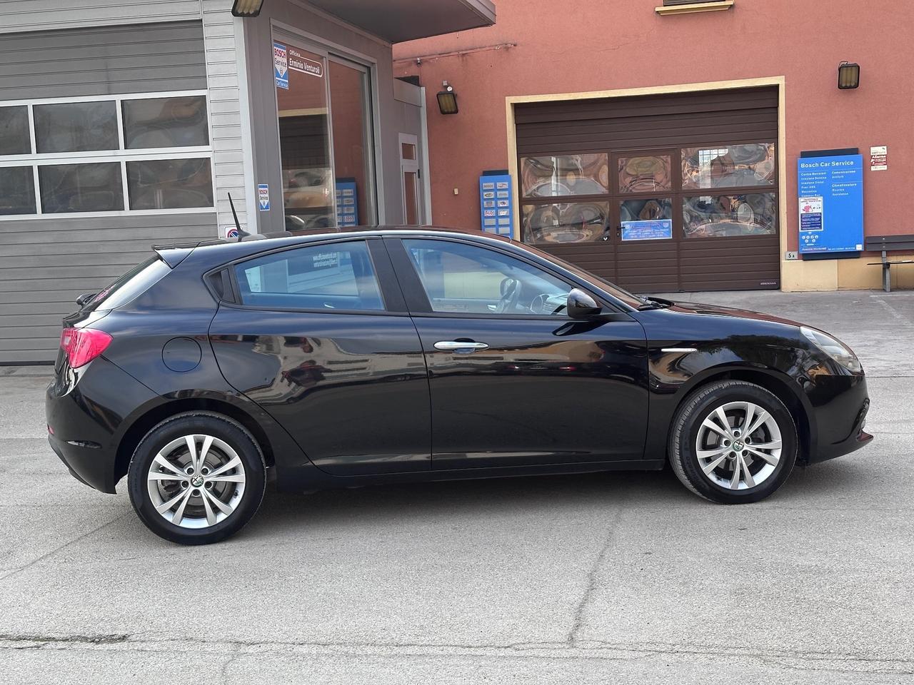 Alfa Romeo Giulietta 1.6 JTDm-2 105 CV Exclusive