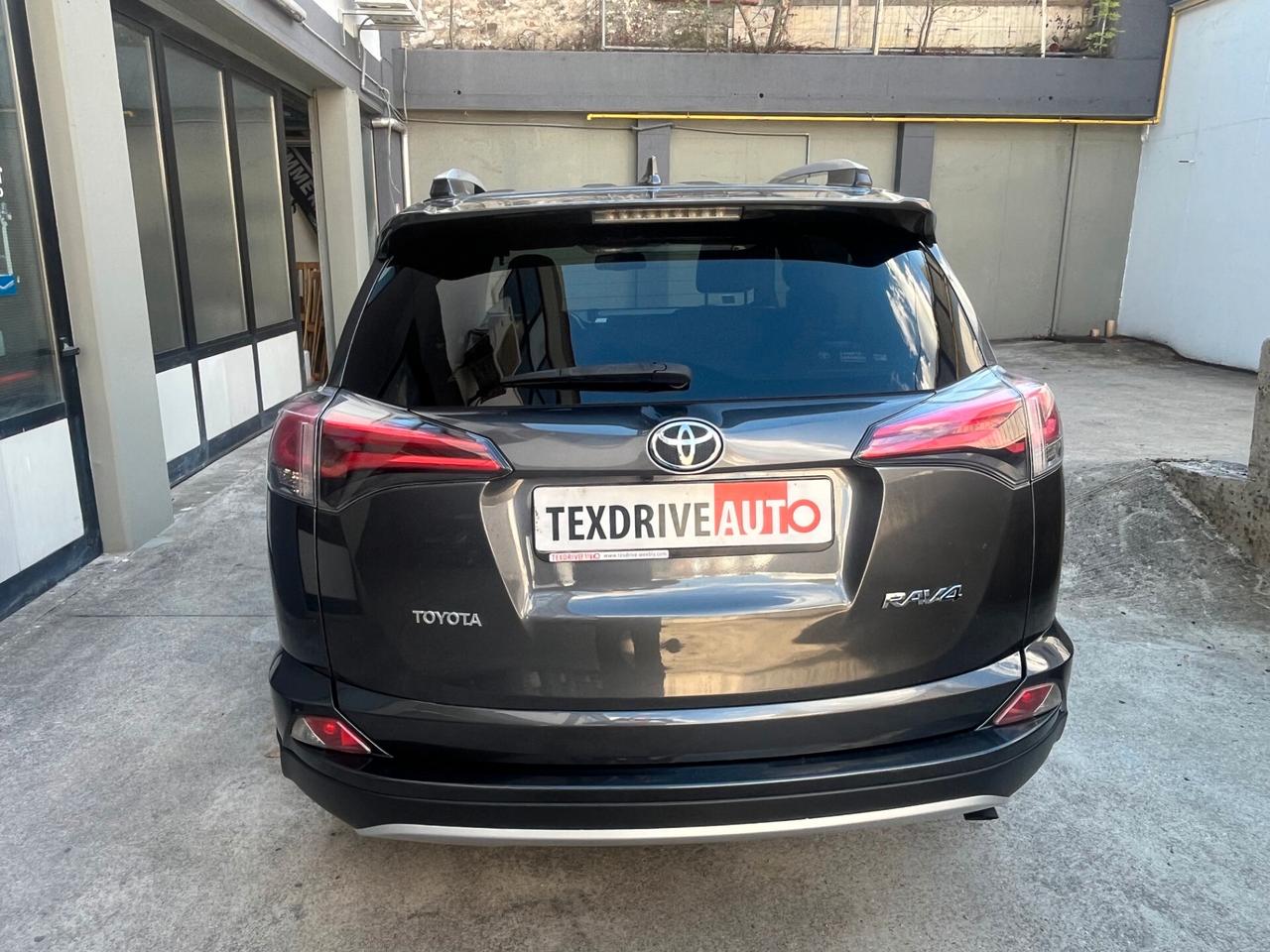 Toyota RAV 4 RAV4 2.0 D-4D 2WD Style