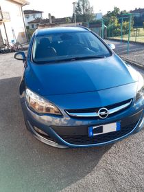 Opel Astra 1.4 Turbo 140CV Sports Tourer GPL Tech Cosmo