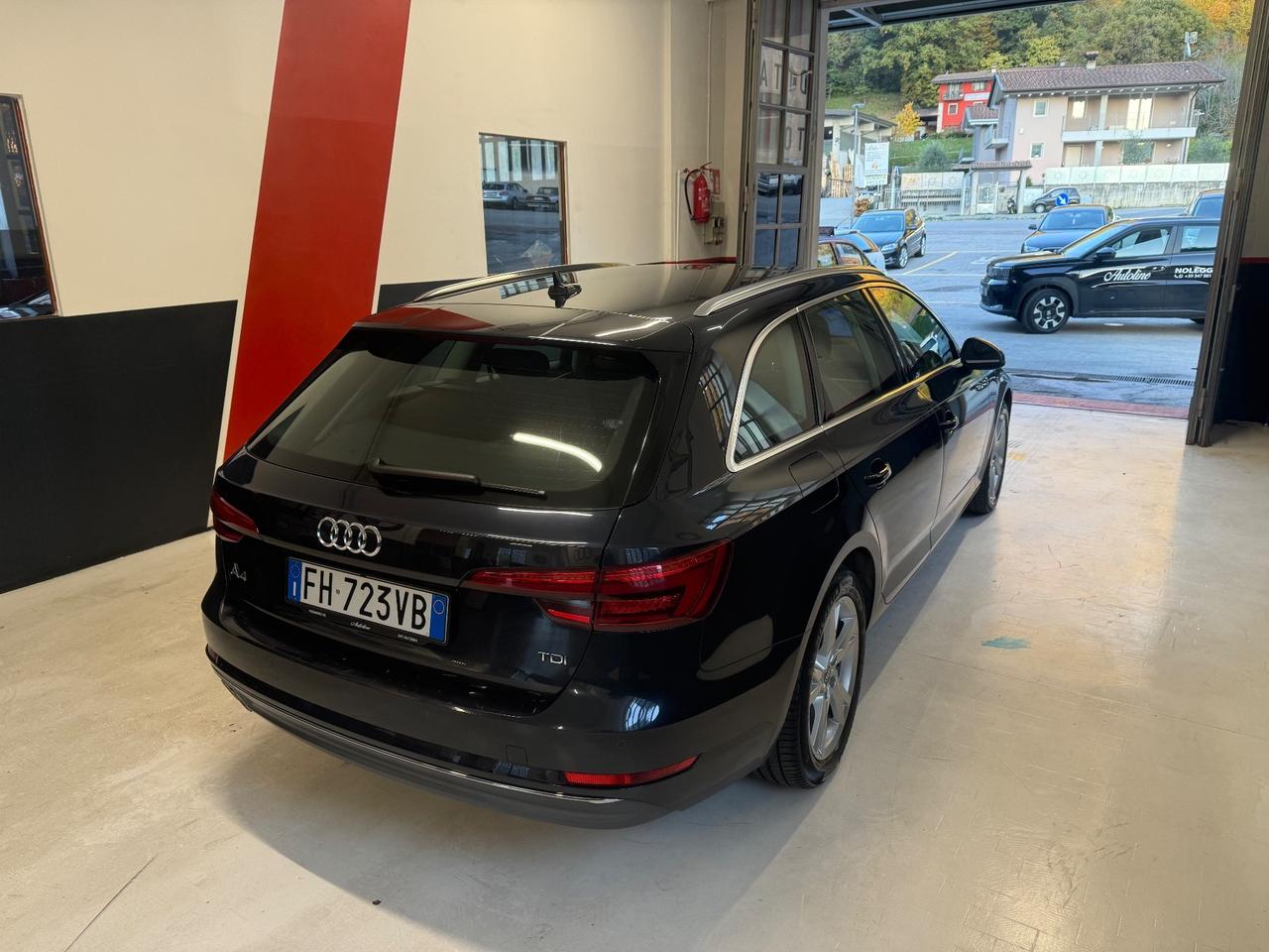 Audi A4 2.0 TDI 190 CV ultra S tronic Business Sport