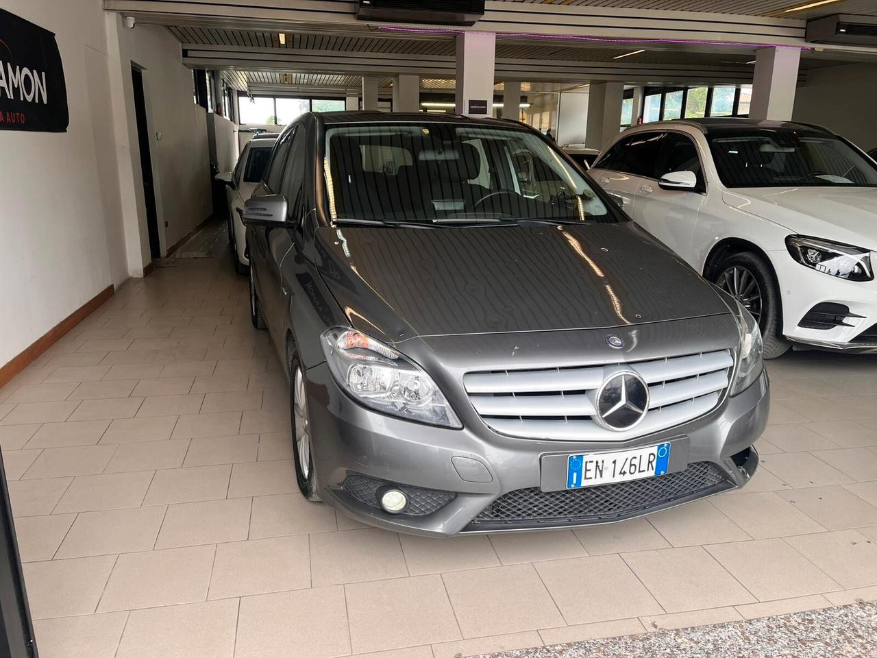 Mercedes-benz B 180 CDI BlueEFFICIENCY Premium