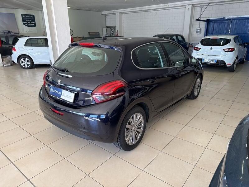 Peugeot 208 BlueHDi 100 5 porte Allure