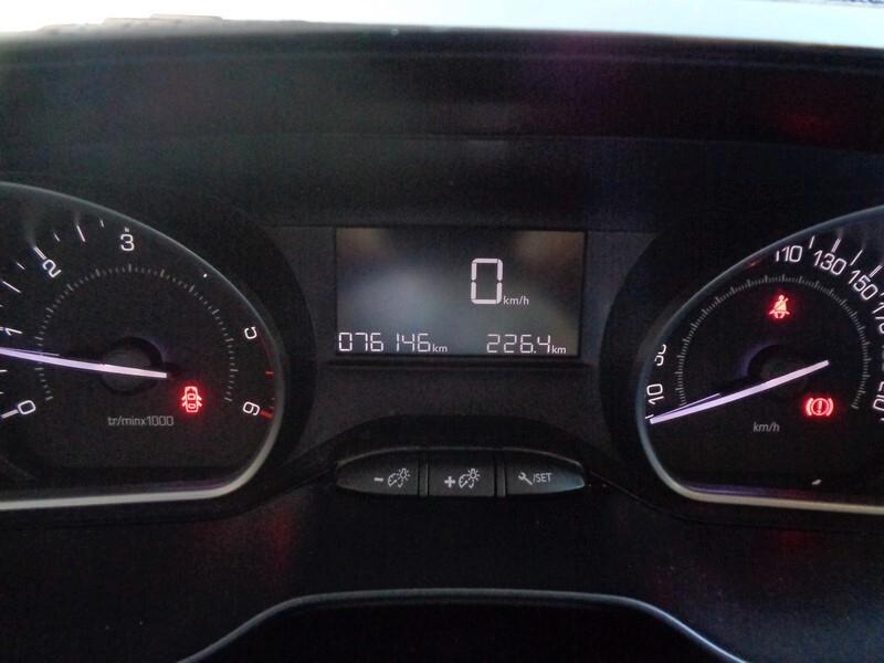 Peugeot 208 BlueHDi 100 S&S 5 porte Active