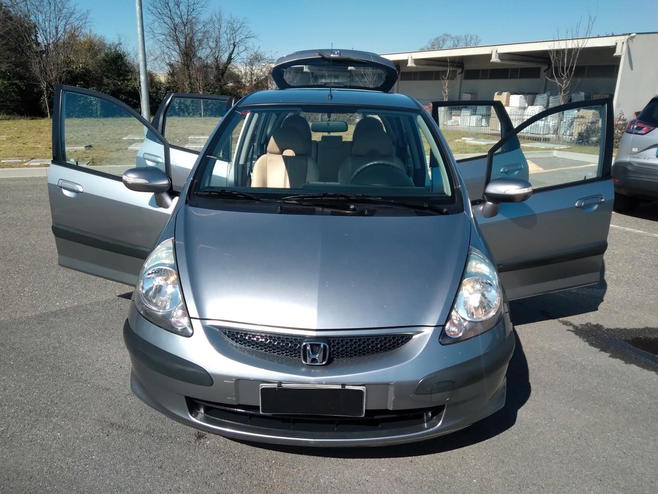 Honda Jazz 1.4 i-DSi 5p. LS Appeal x neopatentati