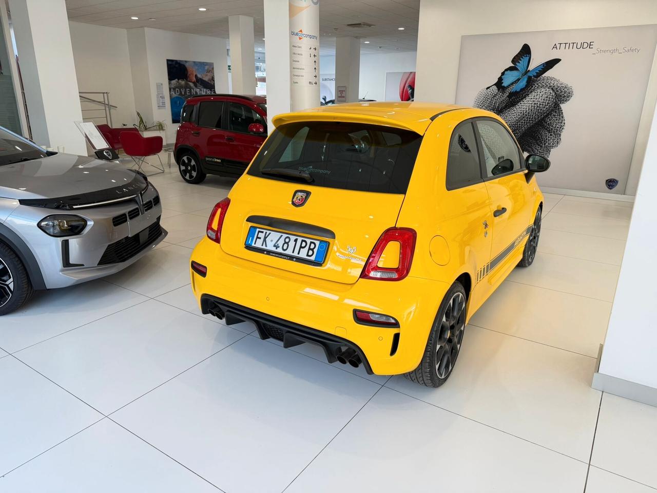 Abarth 595 1.4 Turbo T-Jet 180 CV Competizione