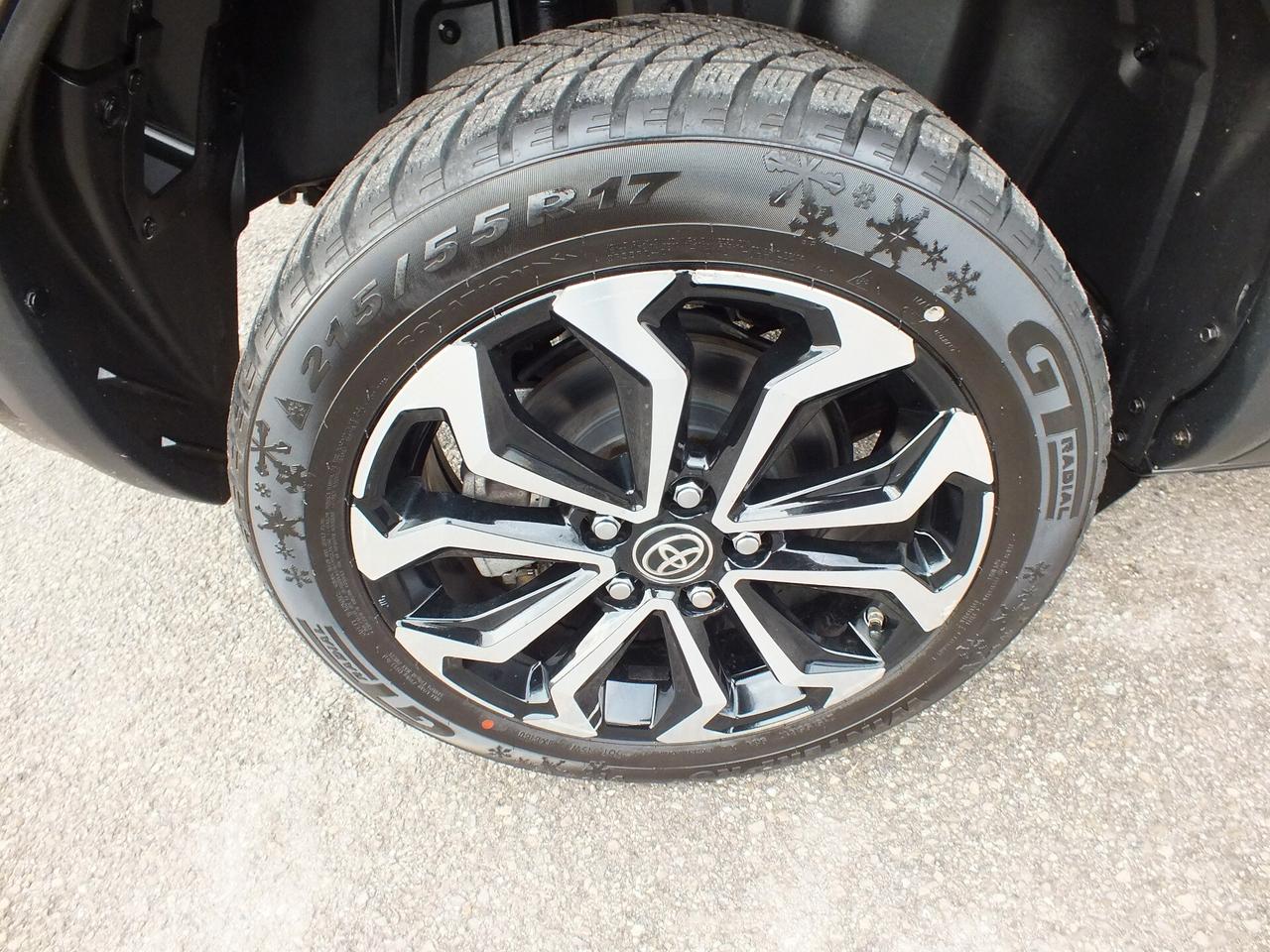 TOYOTA YARIS CROSS 1.5 HYBRID E-CVT 4X4