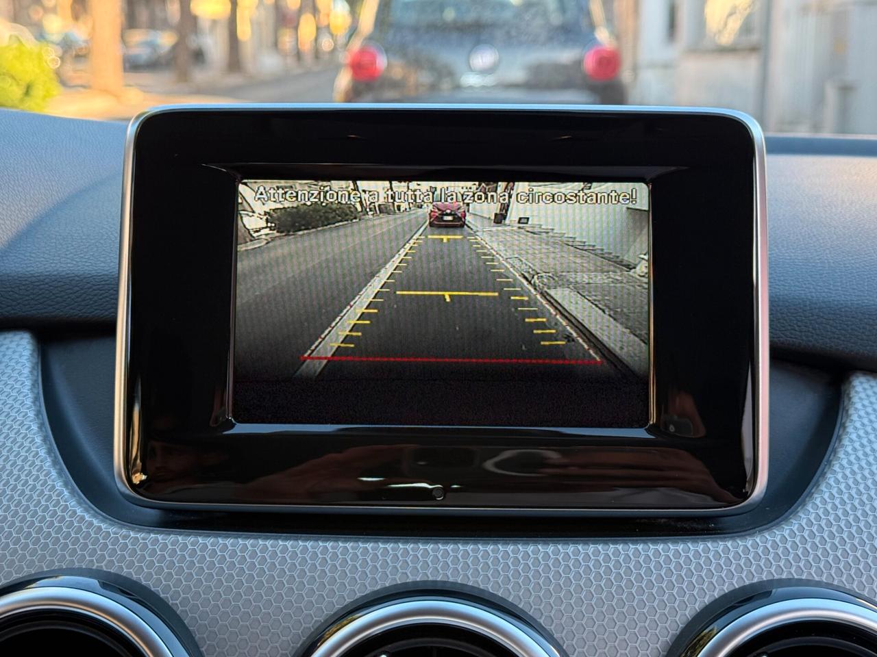 Mercedes B 200 CDI Autom Premium NAVI CAMERA 2014