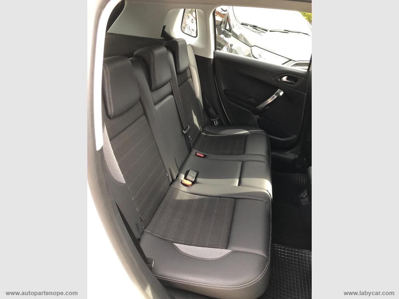 PEUGEOT 2008 BlueHDi 120 S&S Allure