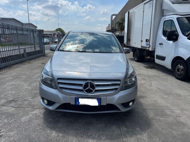 MERCEDES-BENZ B 180 CDI Executive
