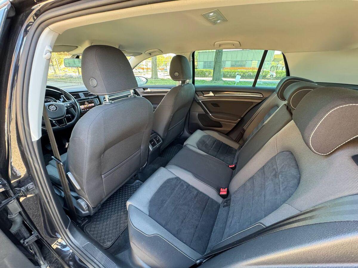 Volkswagen Golf 2.0 tdi Highline Executive 150cv 5p dsg E6