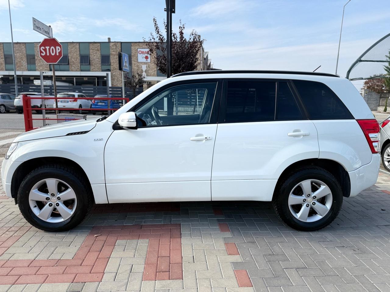 Suzuki Grand Vitara 1.9 DDiS 5P *4x4 PERLATO