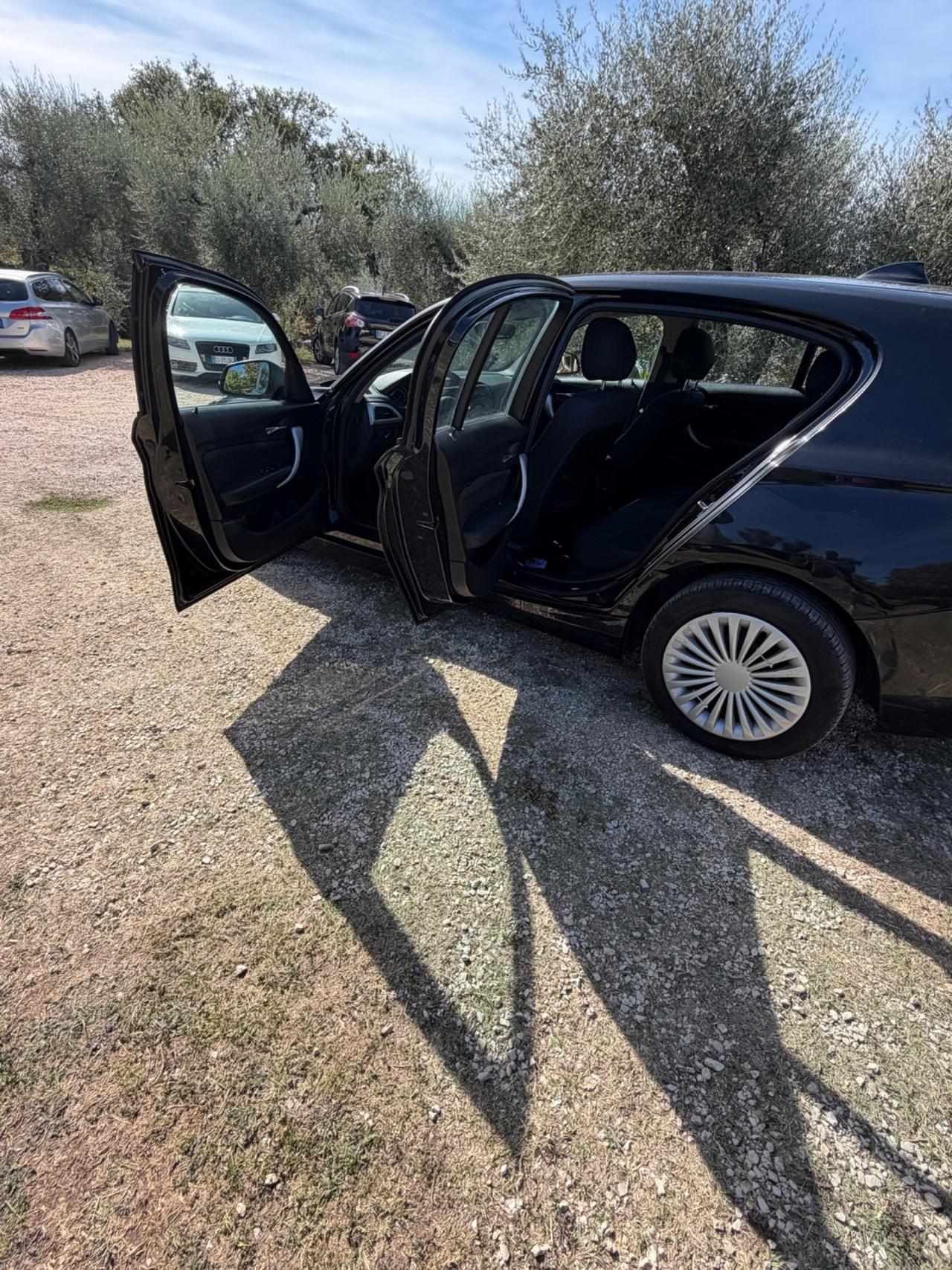 Bmw 116 116d 5p. Urban