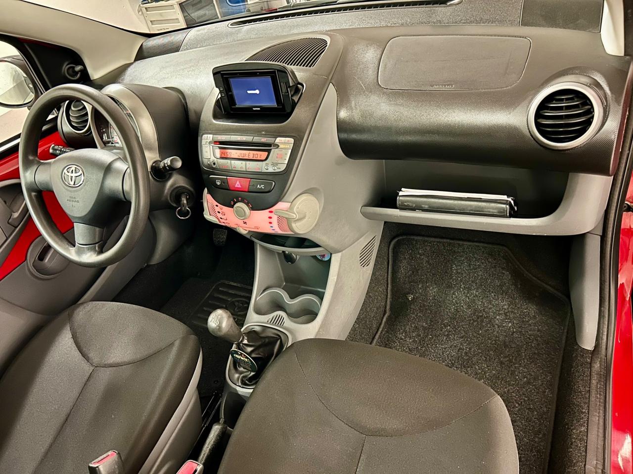 Toyota Aygo 1.0 12V VVT-i 5 porte Sol Connect