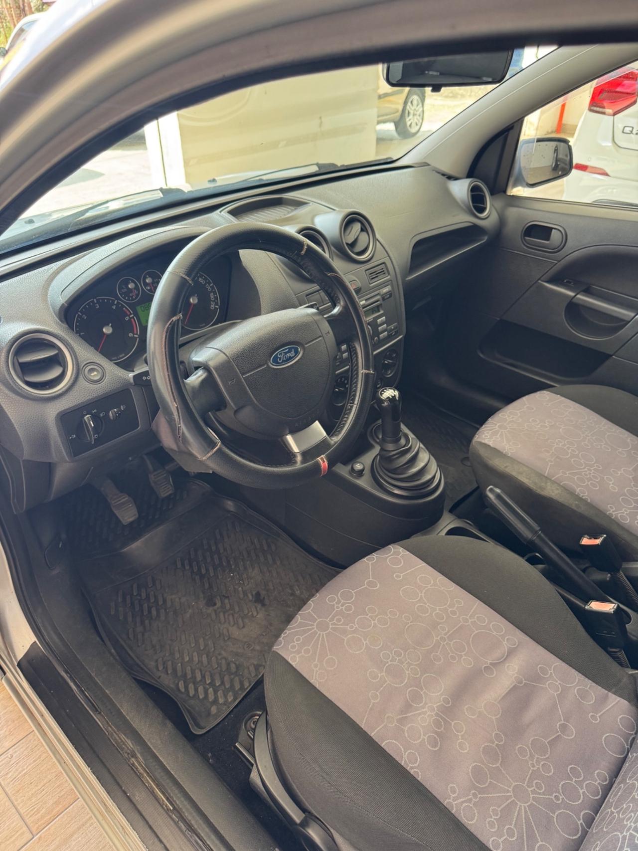 Ford Fiesta 1.4 TDCi 3p. Ghia