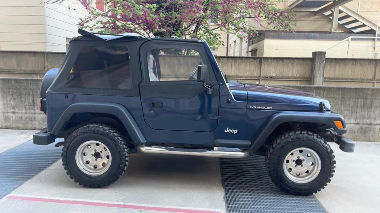 Jeep Wrangler 2.5 cat Soft top (EU)