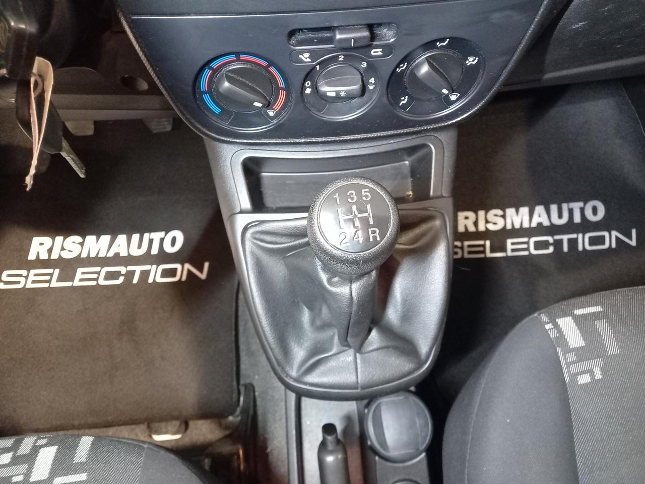Fiat Qubo 1.3 MJT 75 CV Trekking