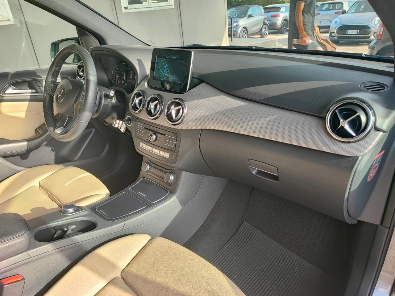 Mercedes-benz B 180 d Automatic Premium