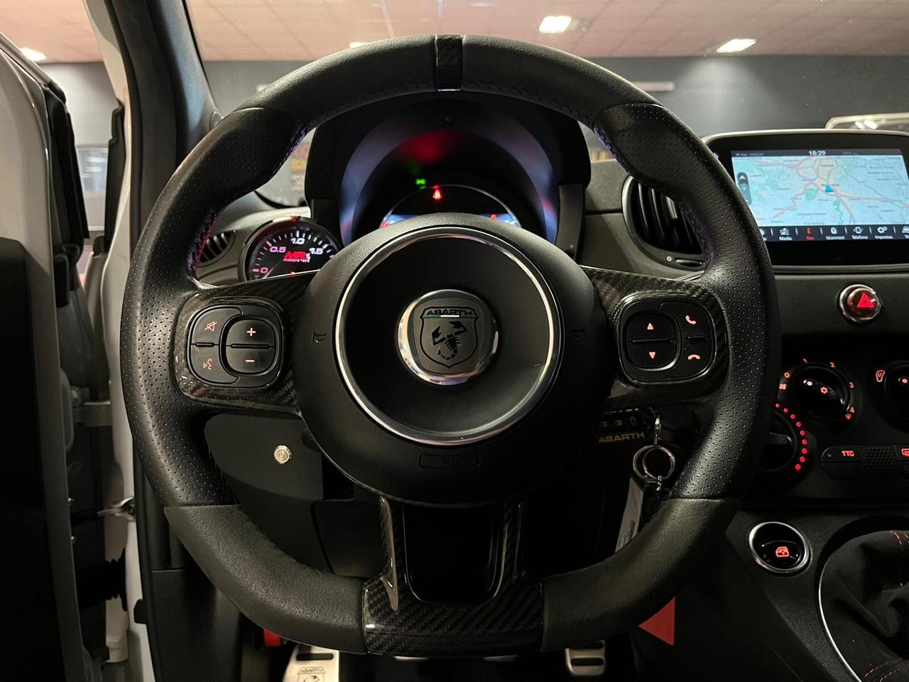Abarth 595 1.4 Turbo T-Jet 180 CV Esseesse