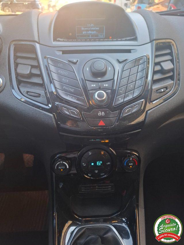 FORD Fiesta 1.5 TDCi 75CV 3 porte Titanium