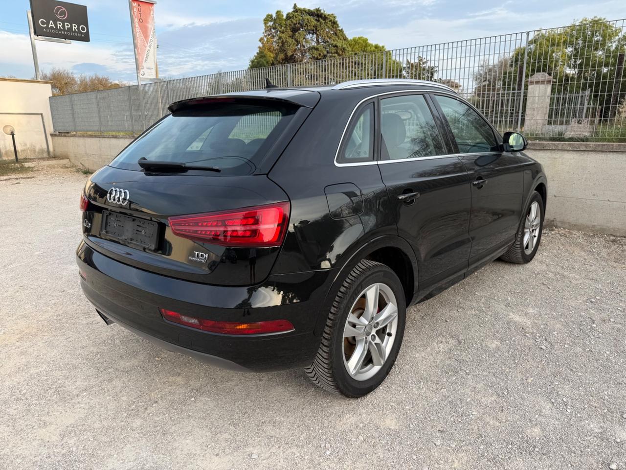 Audi Q3 2.0 TDI 184 CV quattro S tronic Business