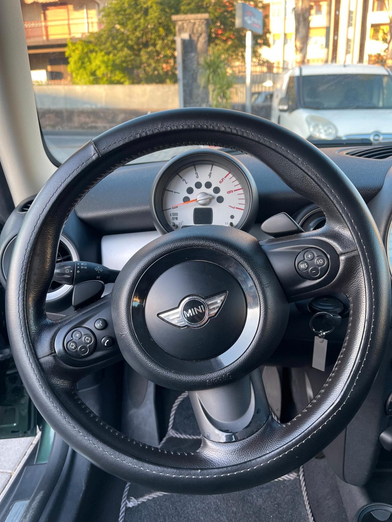 Mini Cooper D Automatica