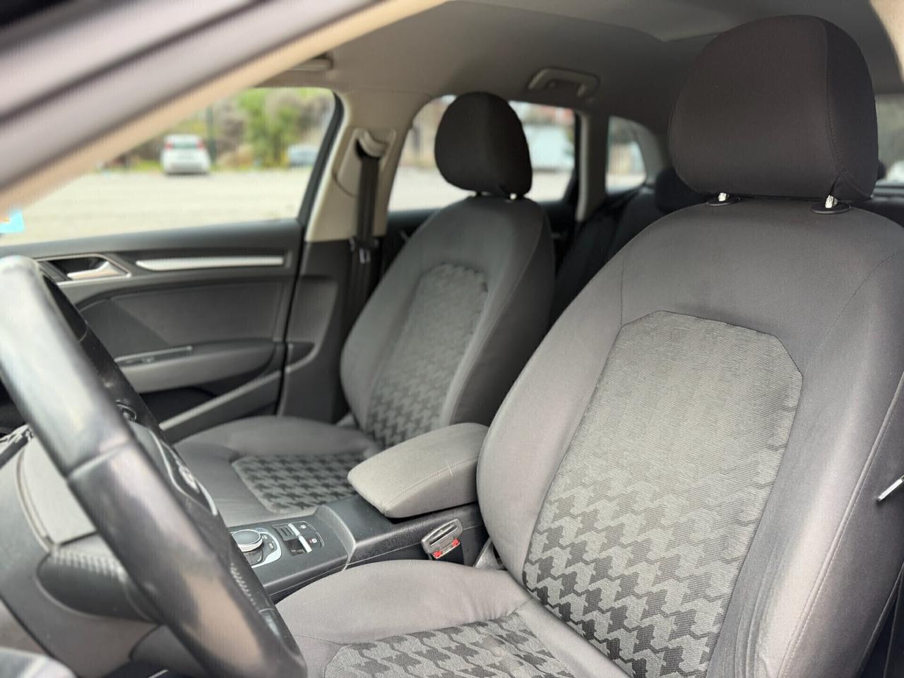 AUDI A3 SPB 1.6 TDI 08/2013