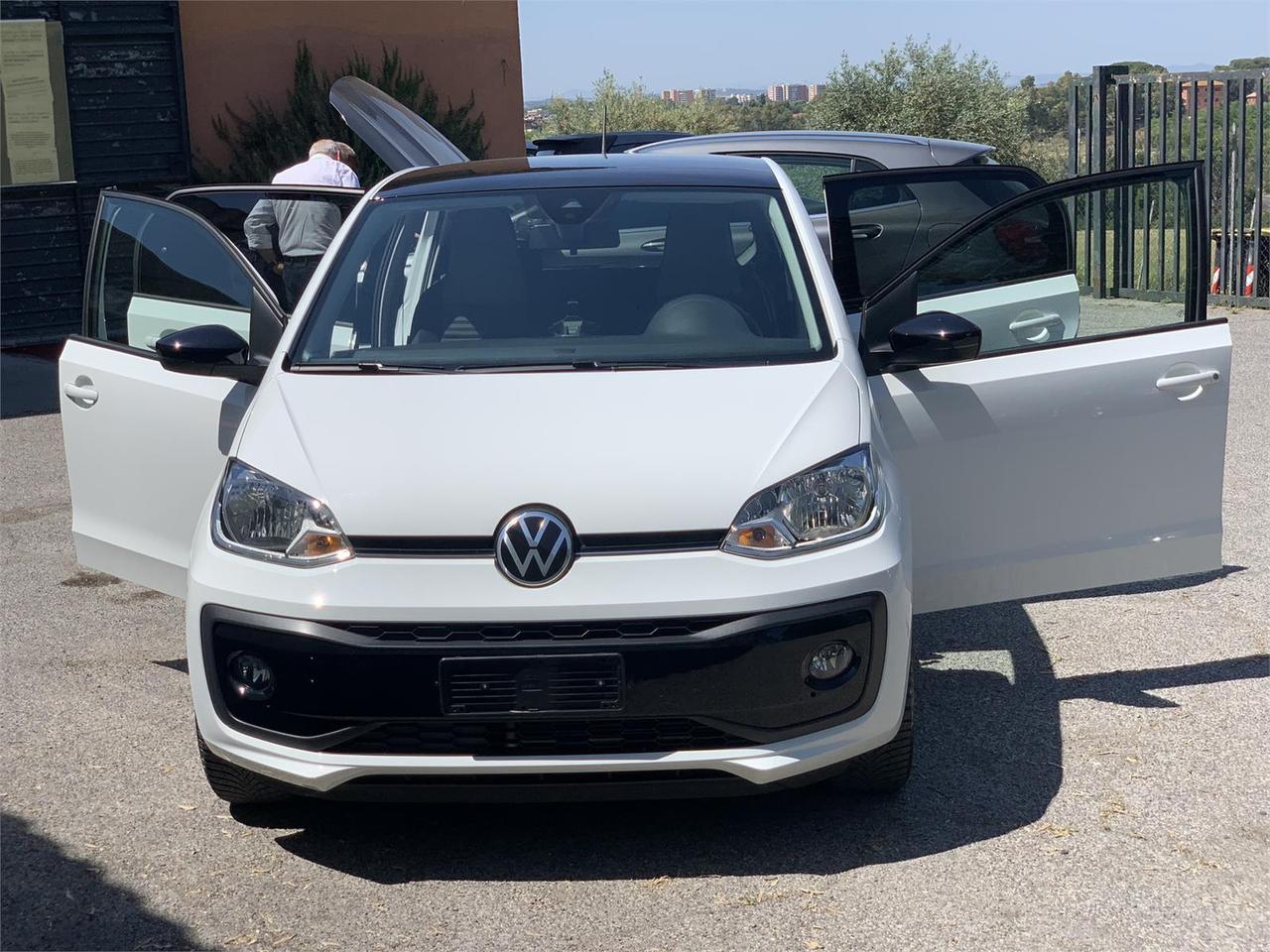 VOLKSWAGEN up! R-Line