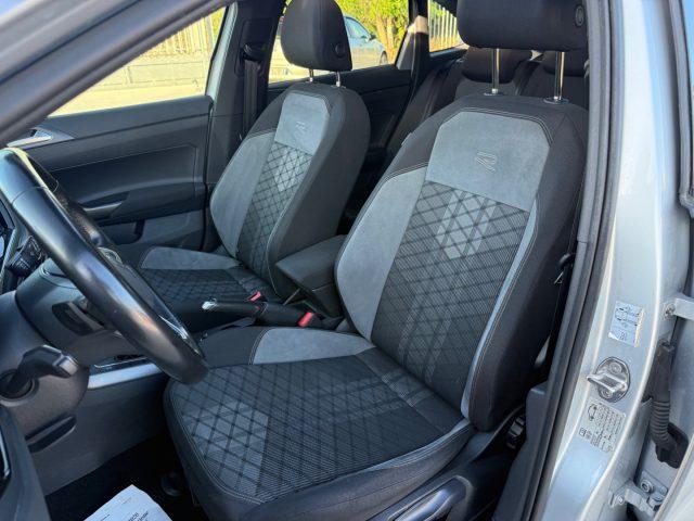 VOLKSWAGEN Taigo DSG R-Line FULL OPTIONAL