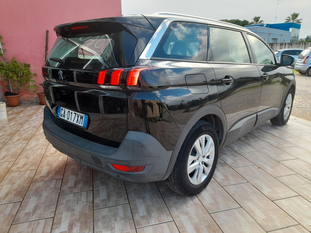 Peugeot 5008 BlueHDi 130 S&S EAT8 Business