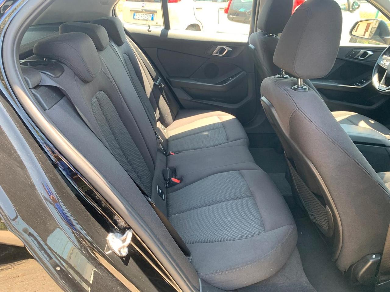 Bmw 116 116d 5p. Business Advantage Automatica