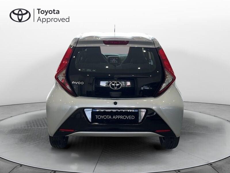 Toyota Aygo Connect 1.0 VVT-i 72CV 5 porte x-business