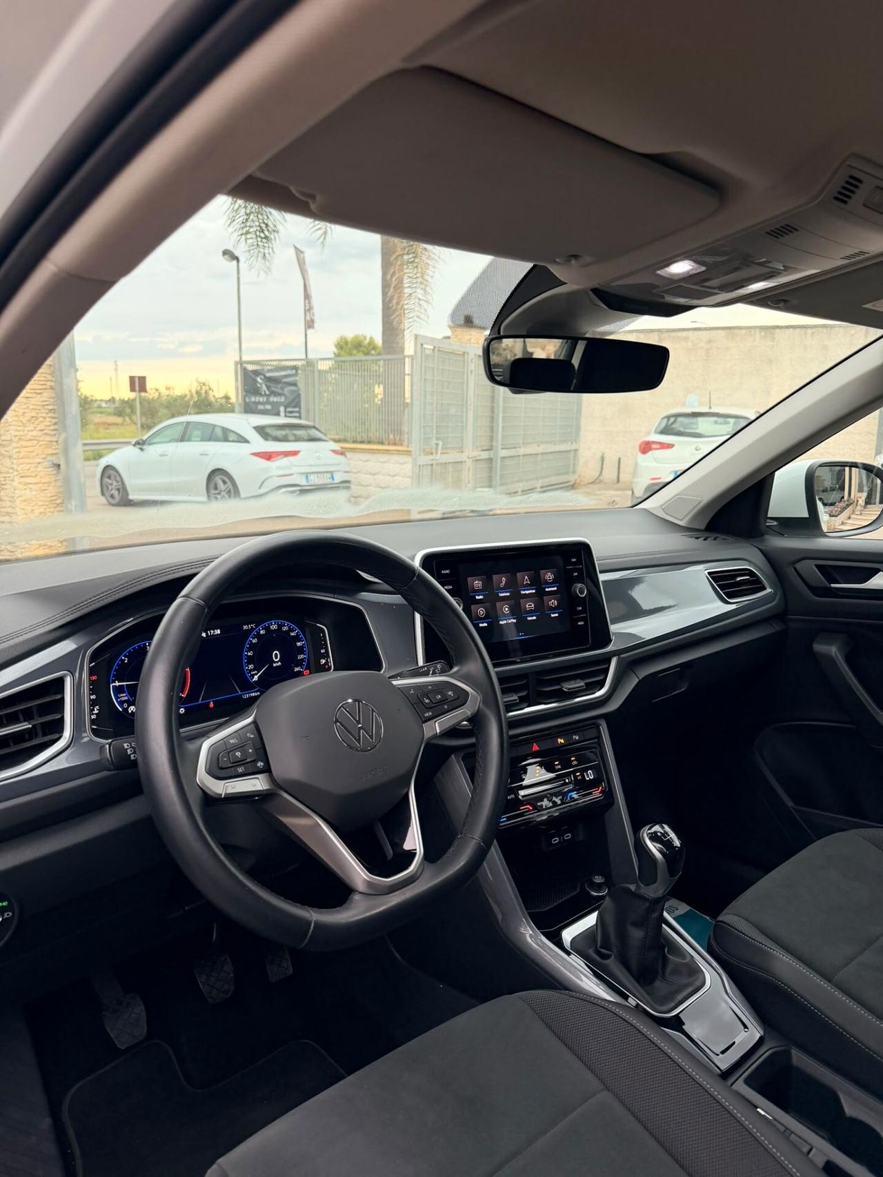 Volkswagen T-Roc 2.0 TDI SCR Style Virtual/Led