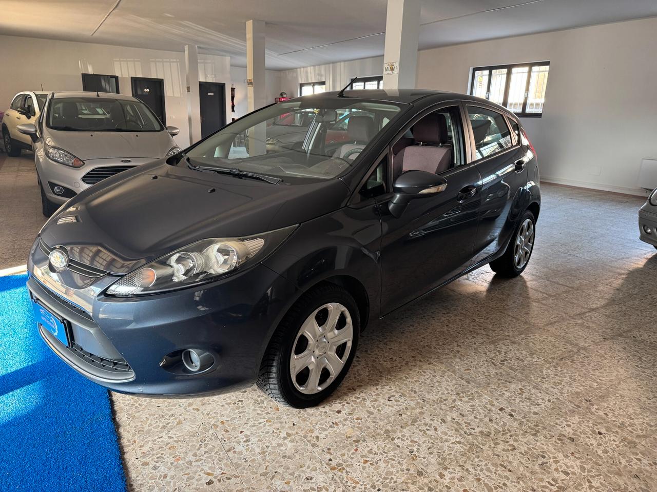 Ford Fiesta 1.2 16V 5p. Clever NEOPATENTATI