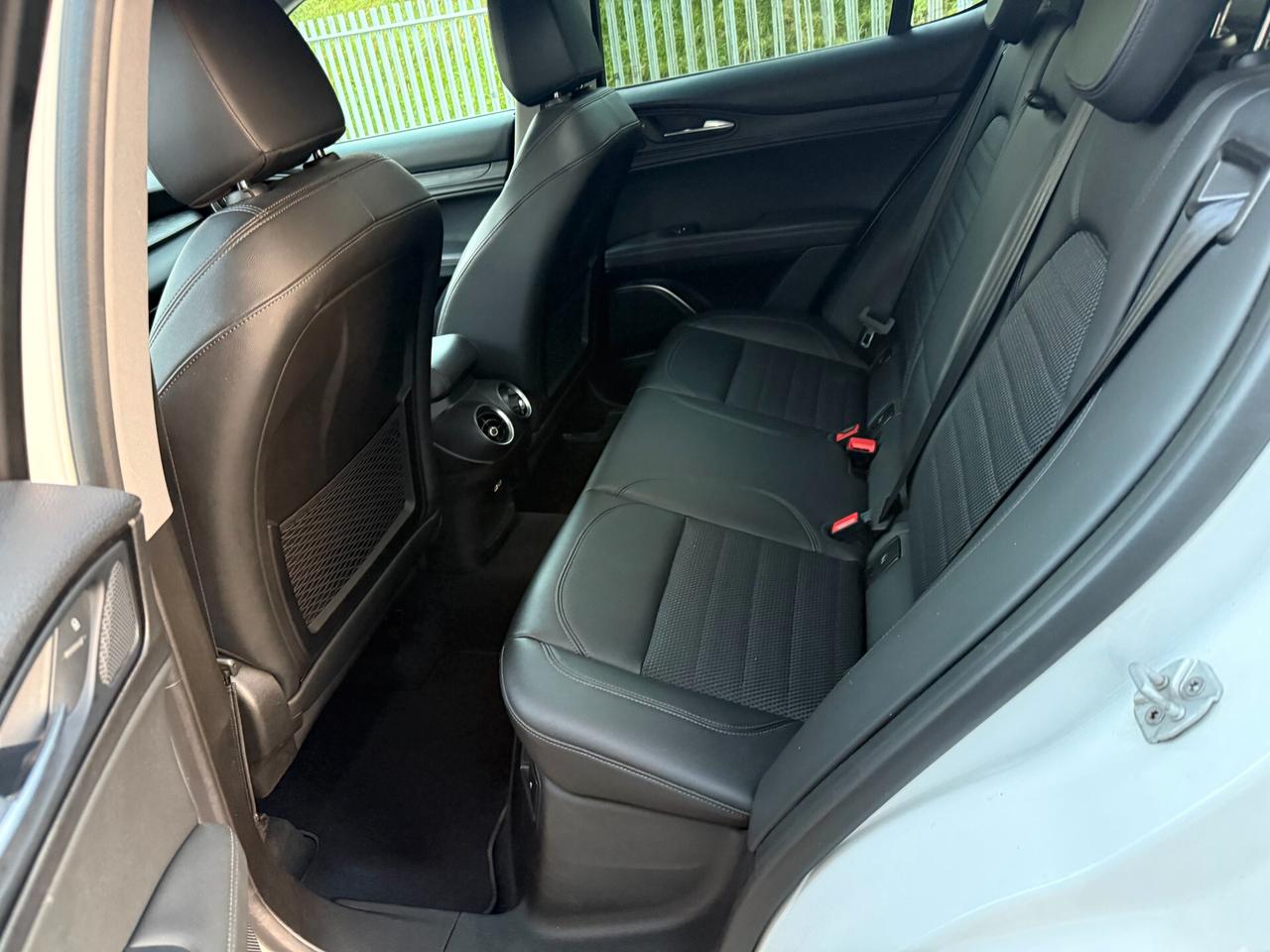 Alfa Romeo Stelvio 2.2 Turbodiesel 210 CV AT8 Q4 Business