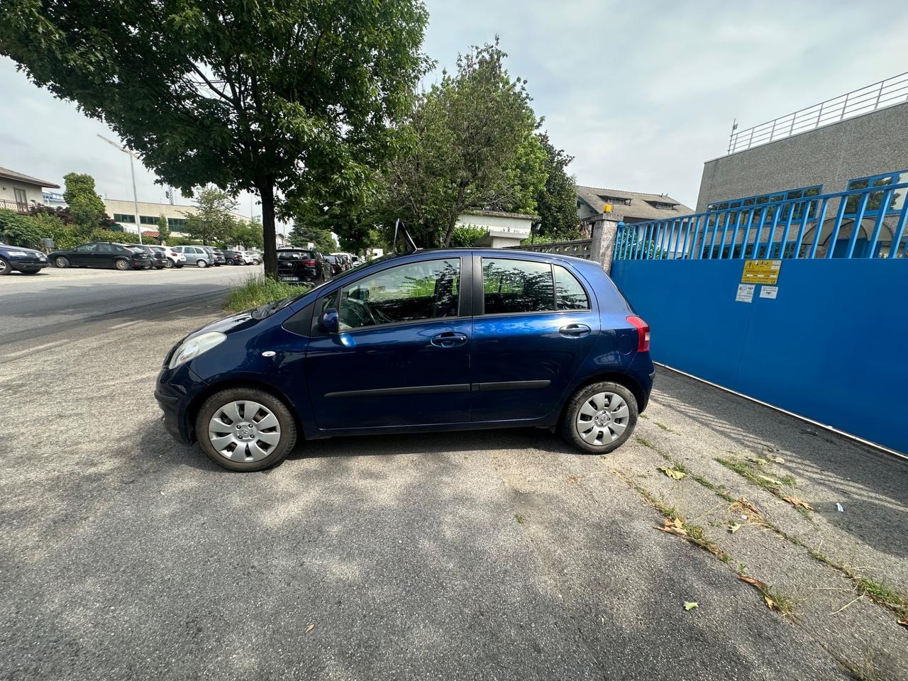 Toyota Yaris 1.0 5 porte Sol