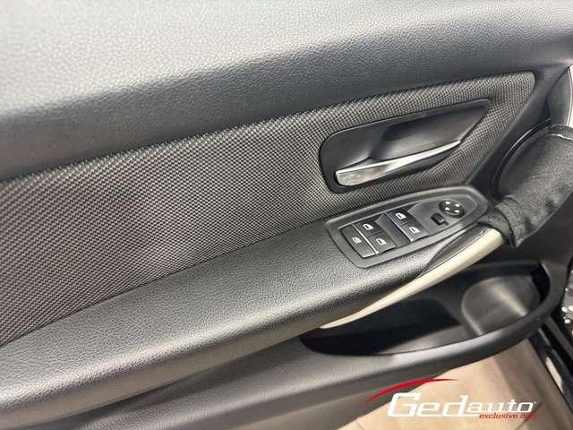 BMW 316 d Touring Luxury AUT. NAVI FULL-LED