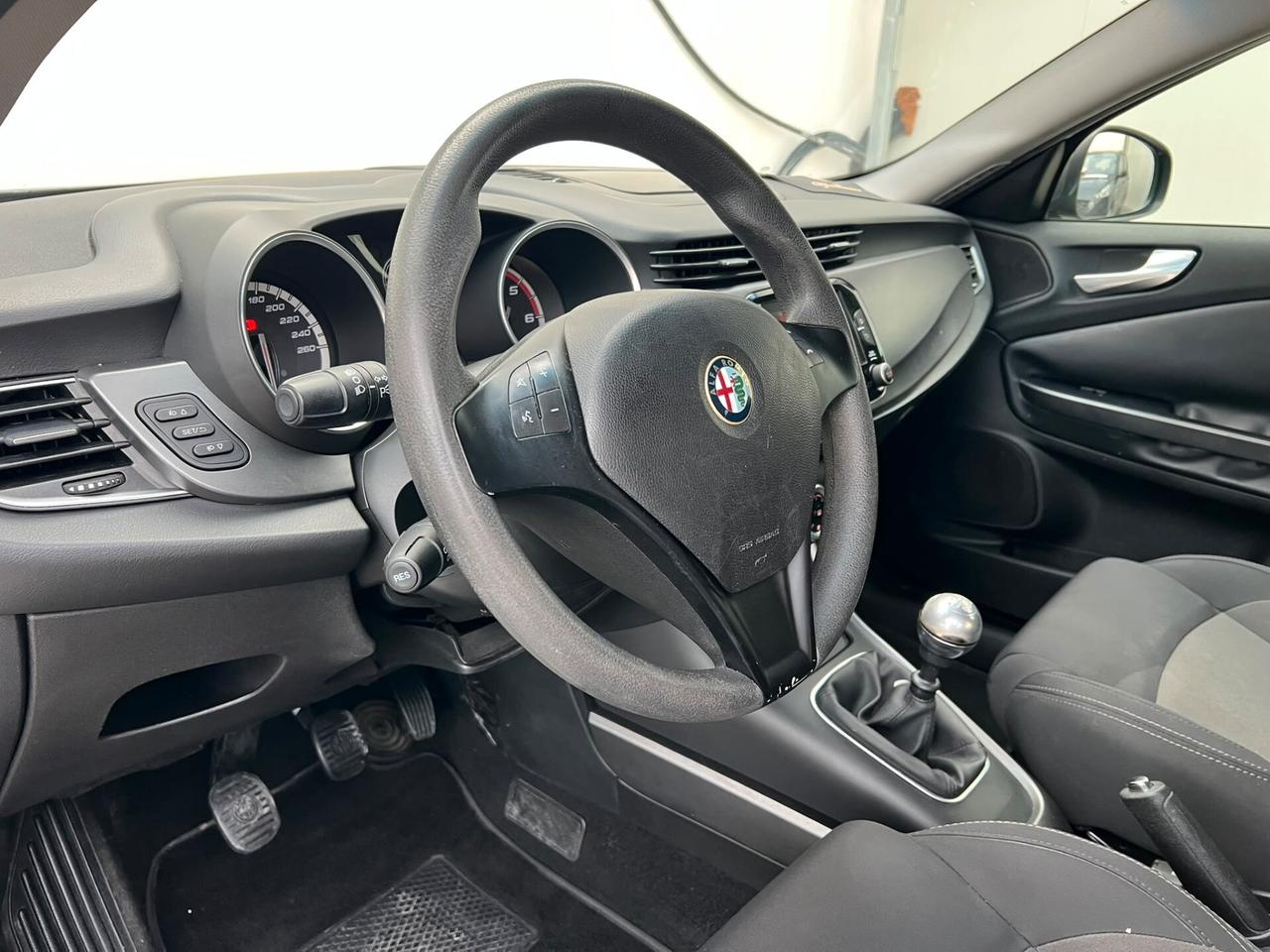 Alfa Romeo Giulietta EXCLUSIVE