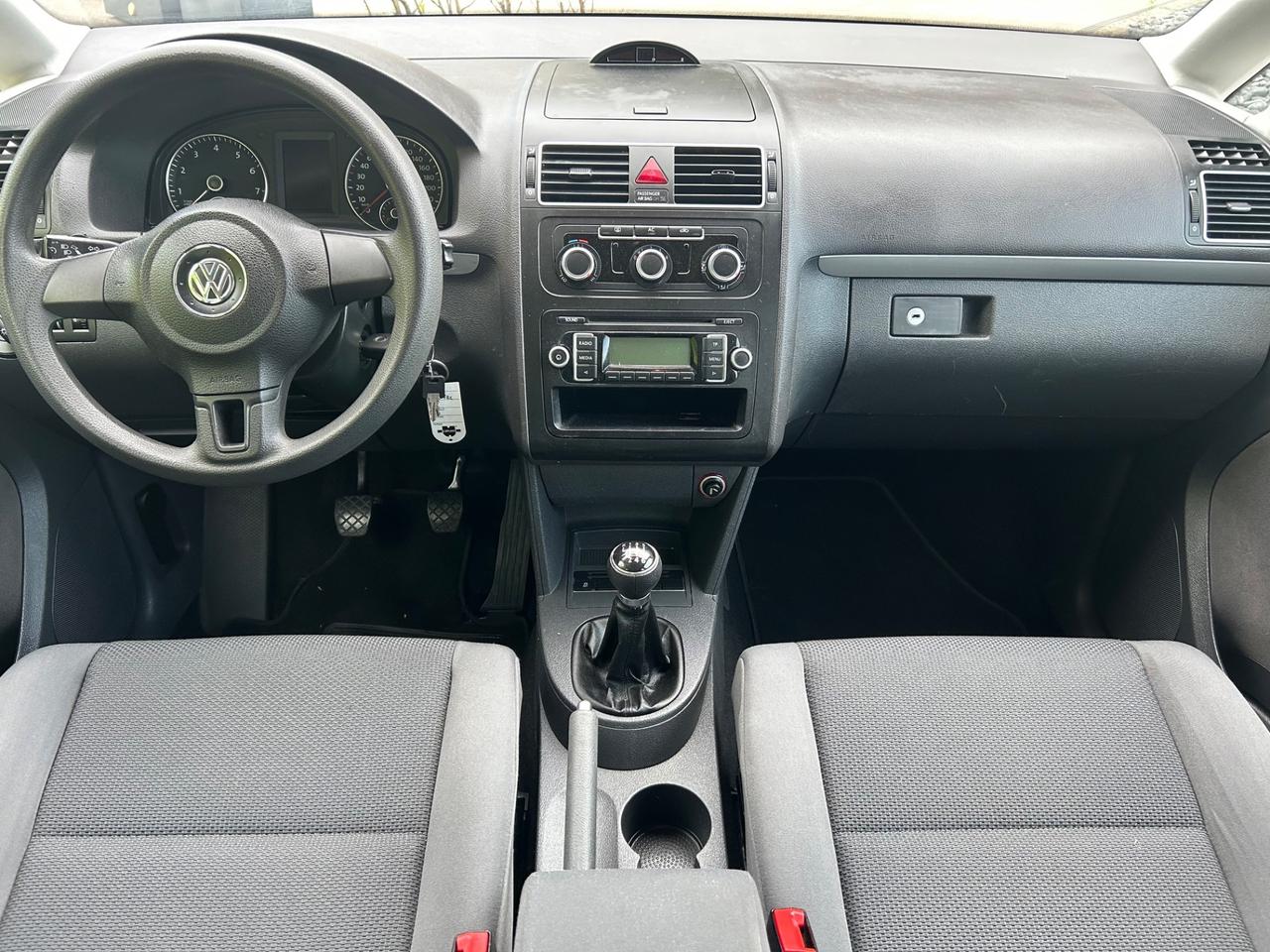 Volkswagen Touran 1.2 TSI Trendline * 7 POSTI * Neo patentati