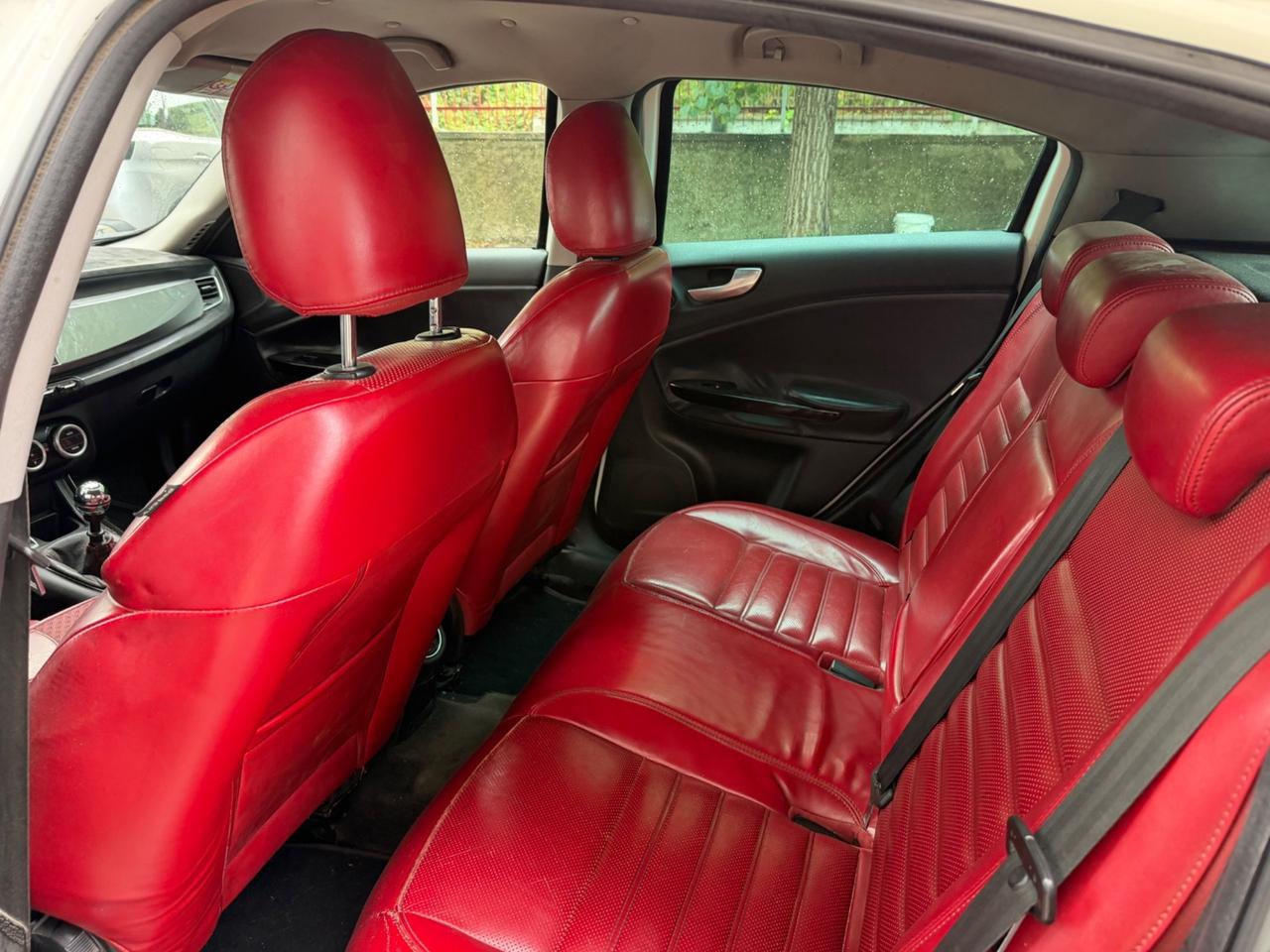 Alfa Romeo Giulietta 1.6 JTDm-2 105 CV Distinctive
