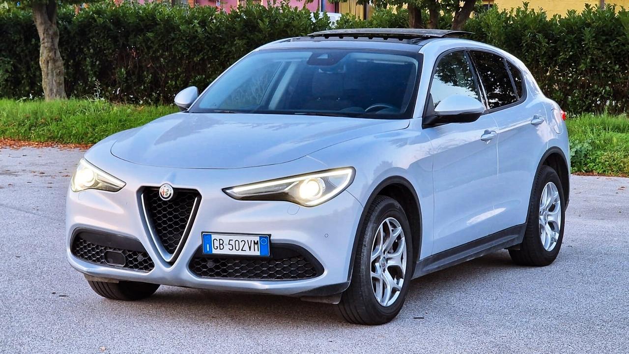 Alfa Romeo Stelvio 2.2 Turbodiesel 190 CV AT8 Q4