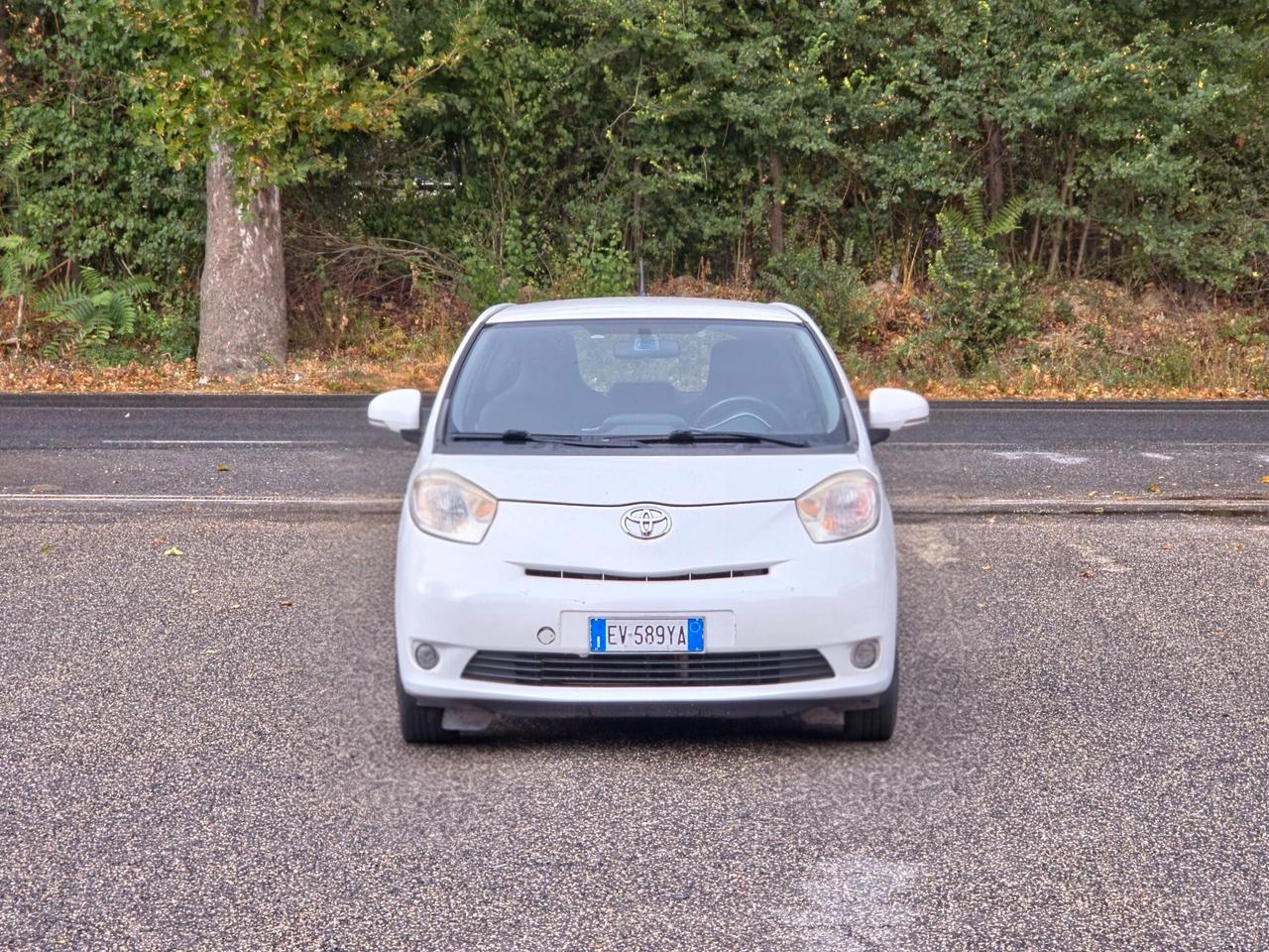 Toyota iQ 1.0 Sol CV-68 E4 Manuale NEO 2010