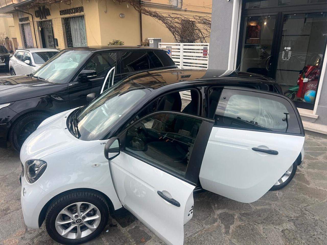 SMART FORFOUR 70 1.0 TWINAMIC PASSION AUT. NEOP.
